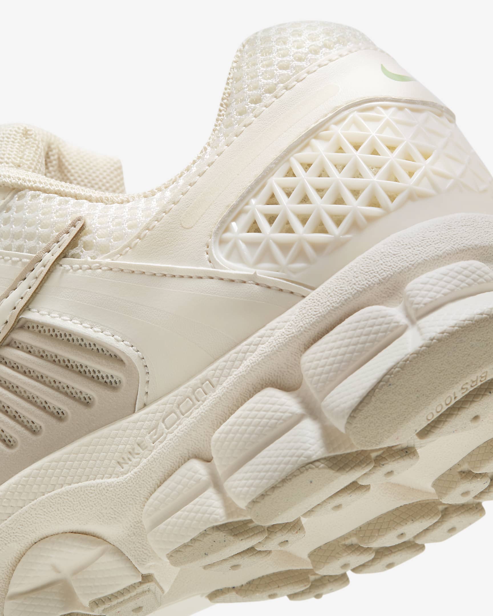Nike Zoom Vomero 5 Pale Ivory Sanddrift