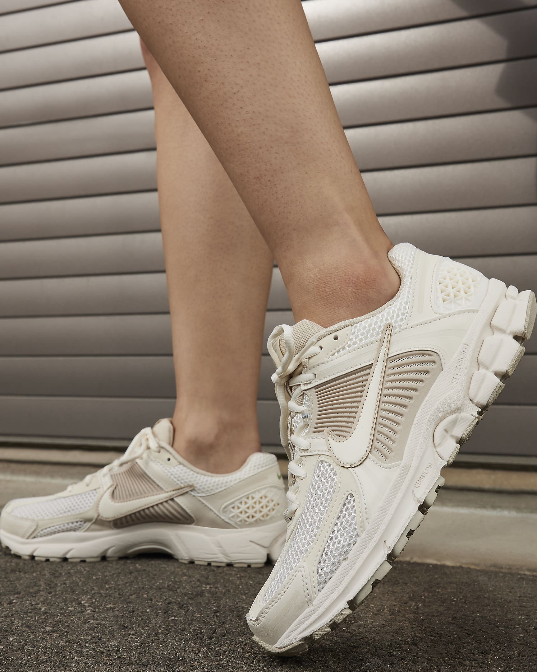 Nike Zoom Vomero 5 Pale Ivory Sanddrift